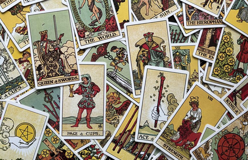 Initiation au tarot et à la cartomancie